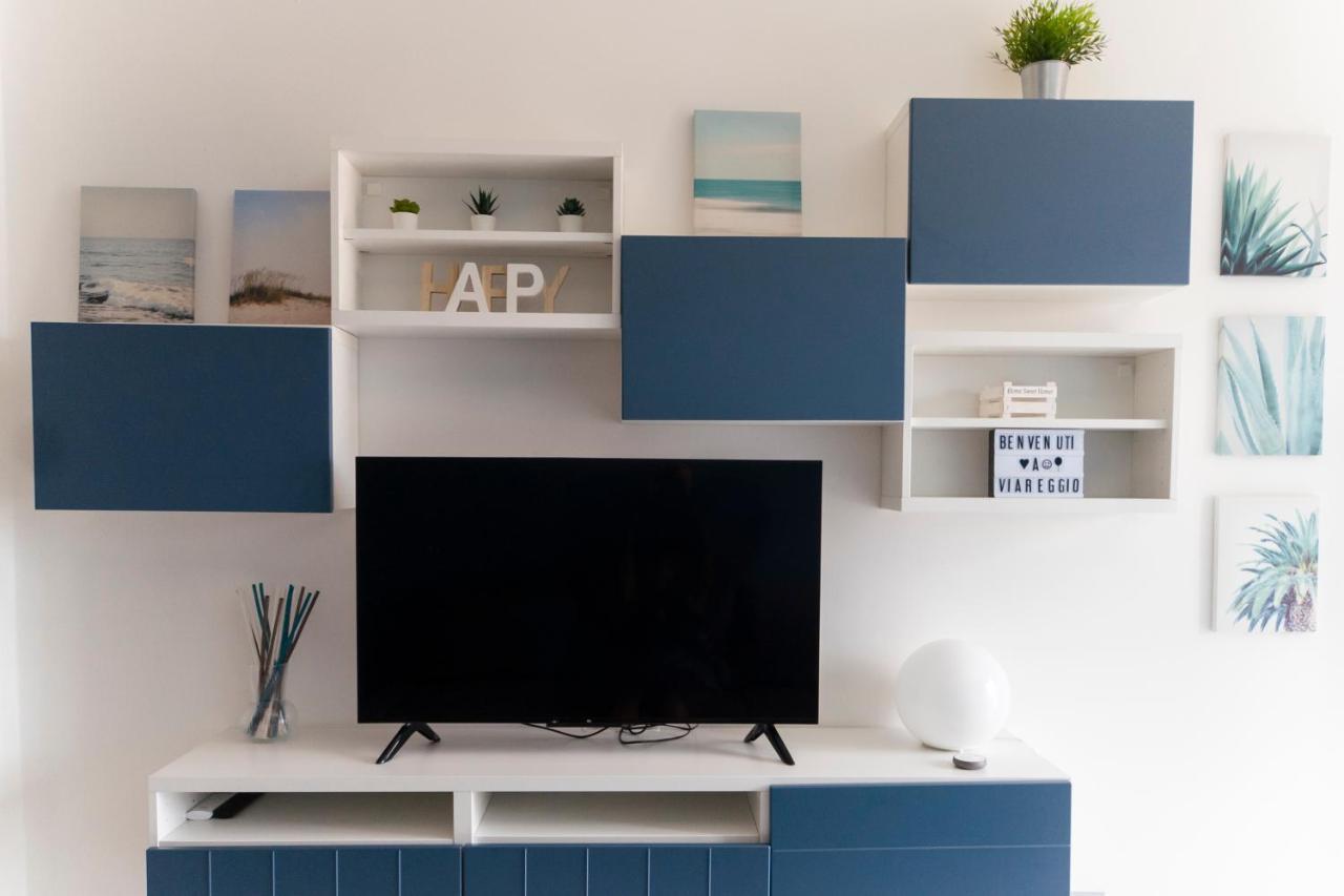 Appartement Ad Un Passo Dal Molo Con 2 Biciclette Incluse à Viareggio Extérieur photo
