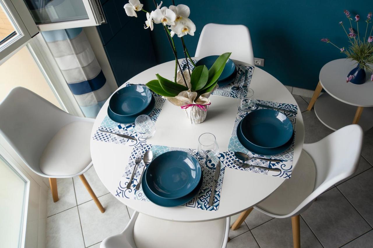 Appartement Ad Un Passo Dal Molo Con 2 Biciclette Incluse à Viareggio Extérieur photo